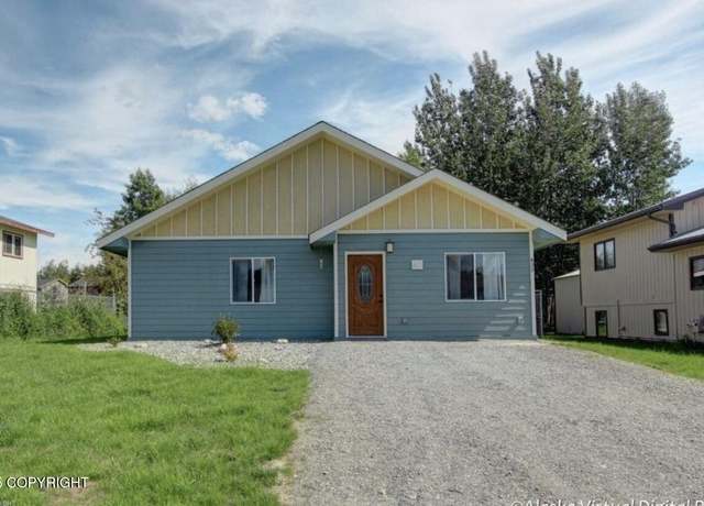 Property at 435 N Chugach St, Palmer, AK 99645, 3 beds, 2 baths