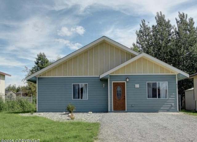 Property at 435 N Chugach St, Palmer, AK 99645, 3 beds, 2 baths