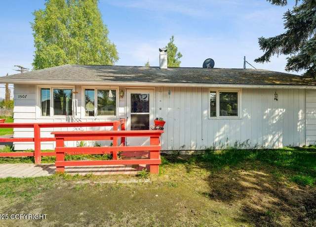 Property at 1507 Elmendorf Dr, Anchorage, AK 99504, 3 beds, 1 bath