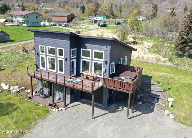 Property at 40055 Johnna Cir, Homer, AK 99603, 3 beds, 2.5 baths