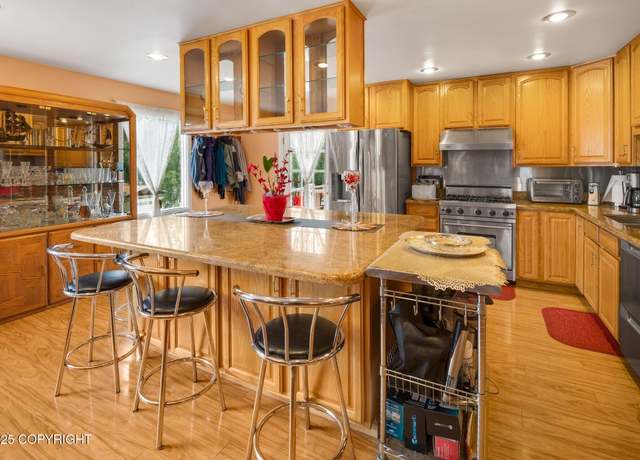 Property at 2301 Chandalar Dr, Anchorage, AK 99504, 6 beds, 5 baths