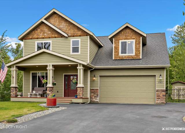 Property at 542 S Tender Arctic Dr, Palmer, AK 99645, 4 beds, 2.5 baths