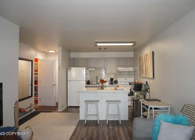 Property at 10260 Jamestown Dr Unit A28, Anchorage, AK 99507, 1 bed, 1 bath