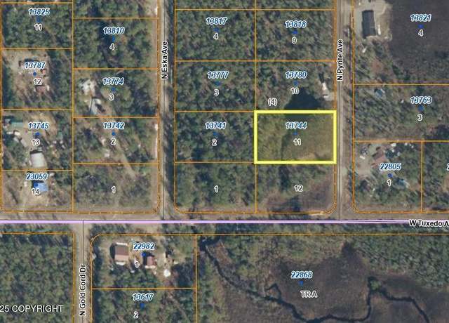 Property at 13744 N Pyrite Ave, Willow, AK 99688