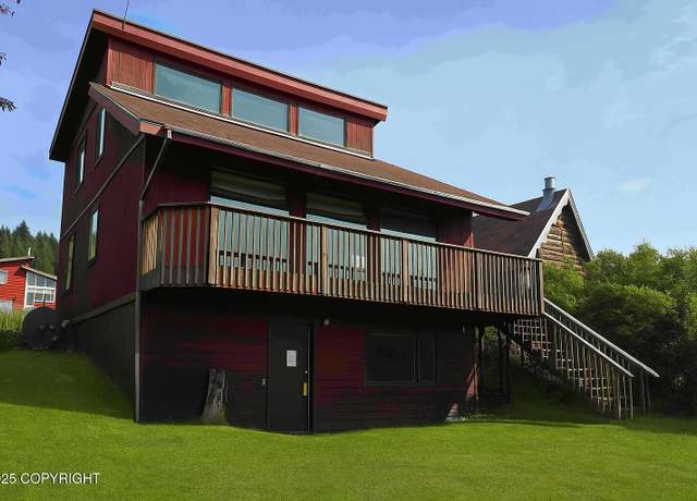 Property at 616 Rangeview Ave, Homer, AK 99603, 3 beds, 3 baths