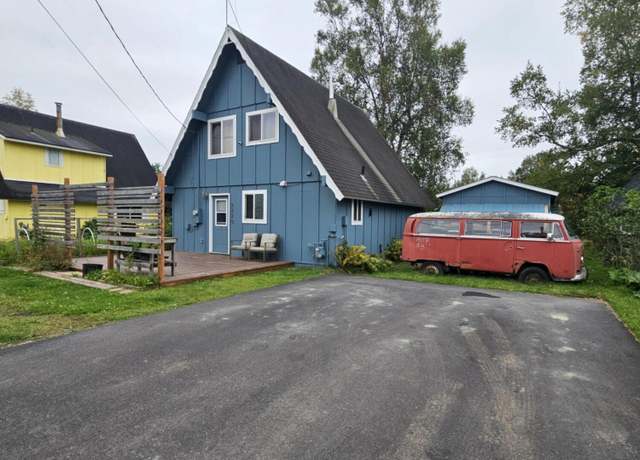 Property at 8220 Bout Tyme Way, Anchorage, AK 99502, 2 beds, 1.5 baths