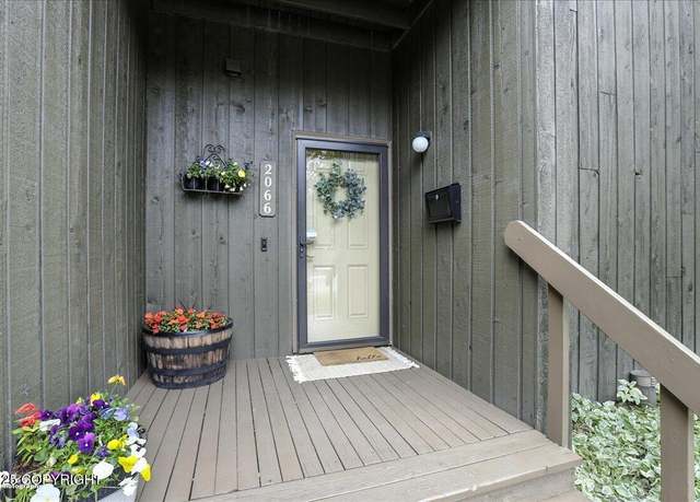 Property at 2066 Cliffside Dr Unit 10-B2, Anchorage, AK 99501, 3 beds, 2.5 baths