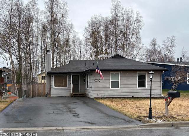 Property at 9330 Roy St, Anchorage, AK 99502, 3 beds, 1 bath