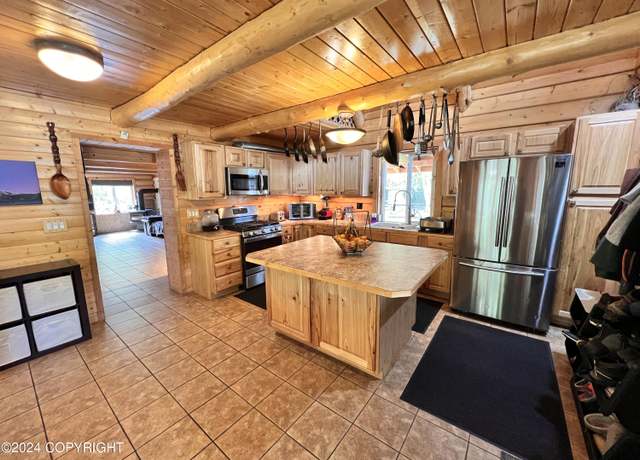 Property at 3902 N Miramar St, Wasilla, AK 99623, 3 beds, 1.5 baths