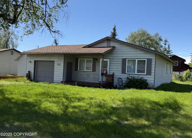 Property at 135 Parkwood Dr, Soldotna, AK 99669, 3 beds, 1 bath