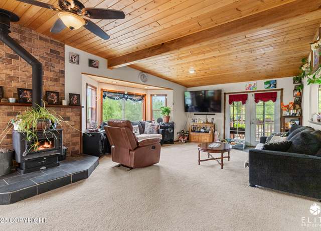 Property at 836 S Freeman Way, Big Lake, AK 99652, 5 beds, 3 baths