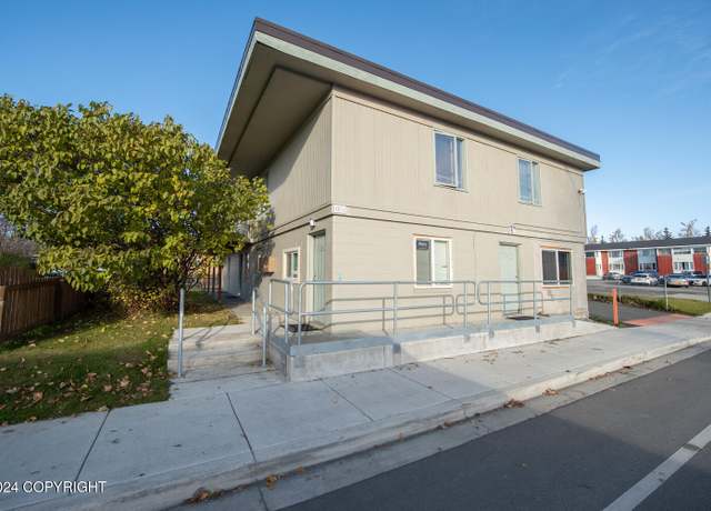 Property at 1001 W 30th Ave, Anchorage, AK 99503, 8 beds, 8 baths