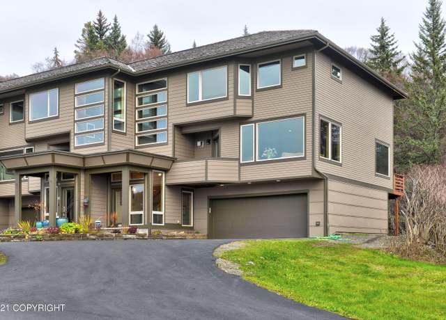 Property at 932 Quiet Creek Dr, Homer, AK 99603, 3 beds, 3.5 baths