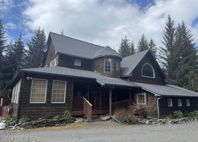 Property at 32945 Melanie Ln, Seward, AK 99664, 4 beds, 4 baths