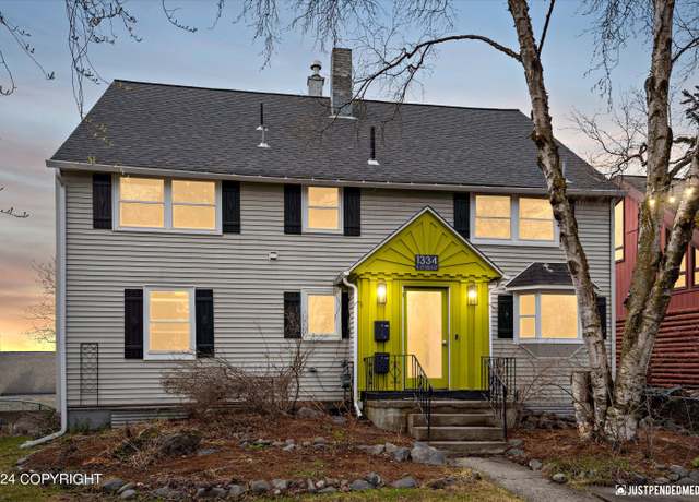 Property at 1334 K St, Anchorage, AK 99501, 5 beds, 4.5 baths