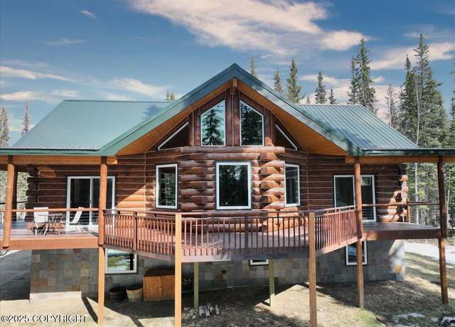 Property at 4125 Polar Fox Loop, North Pole, AK 99705, 4 beds, 3.5 baths
