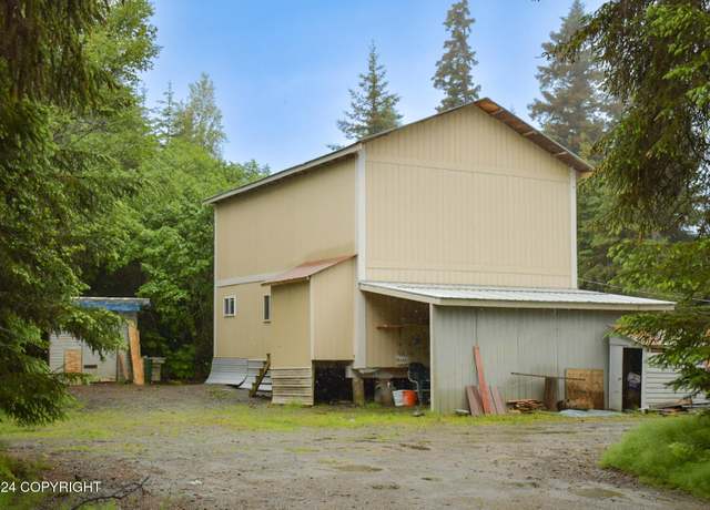 Property at 70820 Isabell Rd, Anchor Point, AK 99556, 3 beds, 1.5 baths