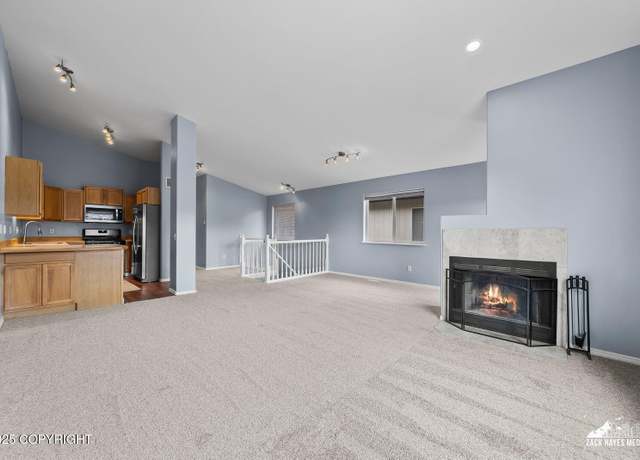 Property at 230 E 11th Ave, Anchorage, AK 99501, 6 beds, 4 baths