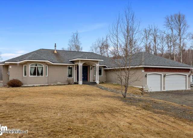 Property at 8560 W Hollywood Rd, Wasilla, AK 99623, 6 beds, 3.5 baths