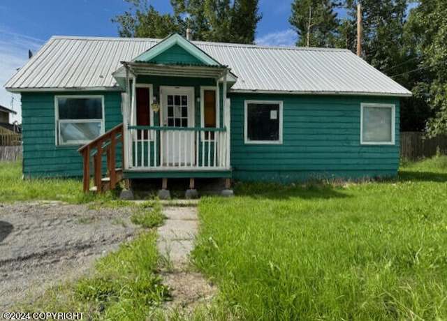 Property at 1120 Turpin St, Anchorage, AK 99504, 3 beds, 2 baths