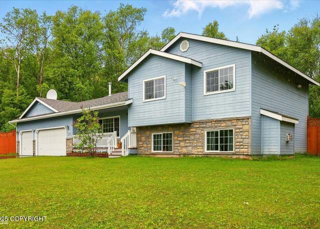 Property at 6490 N Blossom Dr, Palmer, AK 99645, 4 beds, 3 baths