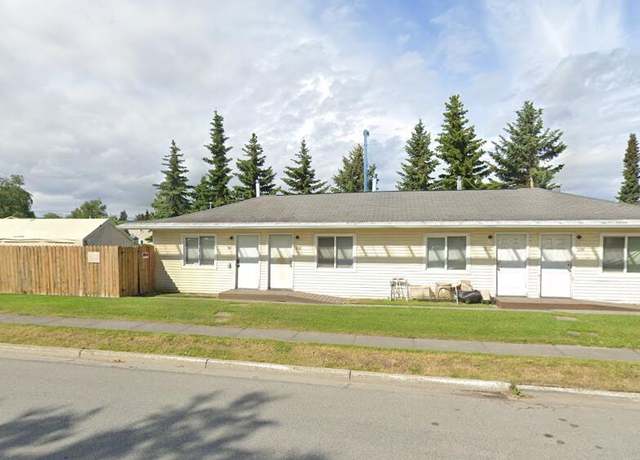 Property at 934 Medfra St, Anchorage, AK 99501, 4 beds, 4 baths