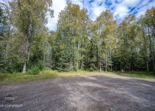 Property at 6905 W Highcrest Ln, Wasilla, AK 99654