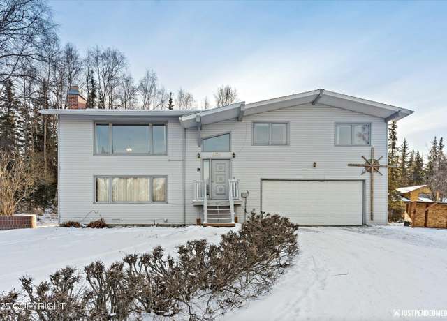 Property at 5640 Fenwick Cir, Anchorage, AK 99516, 3 beds, 3 baths