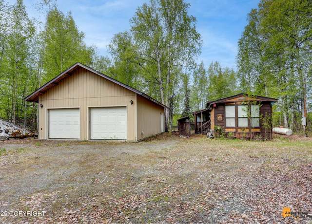 Property at 11812 Florence Dr, Willow, AK 99688, 3 beds, 2 baths