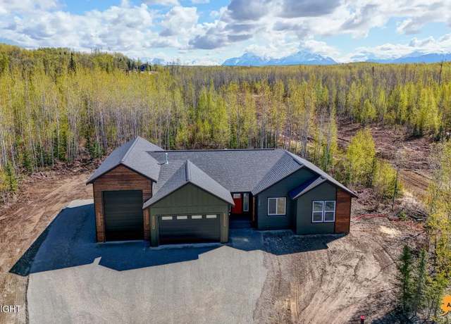 Property at 474 Davies St, Big Lake, AK 99654, 4 beds, 2 baths