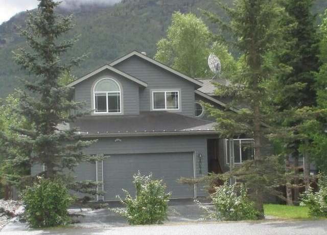 Property at 20638 Driftwood Bay Dr, Eagle River, AK 99577, 4 beds, 3.5 baths