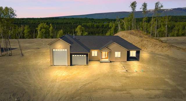 Property at 2835 W Longview Cir, Wasilla, AK 99654, 4 beds, 2.5 baths
