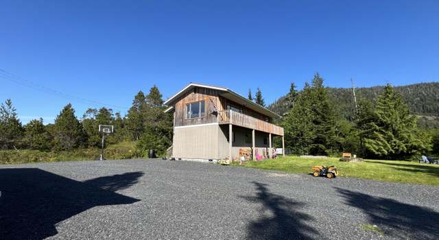 Photo of 101 Woodrow Wilson Dr, Petersburg, AK 99833