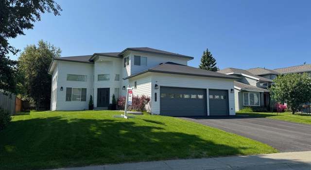 Property at 7512 Setter Dr, Anchorage, AK 99502, 4 beds, 3 baths