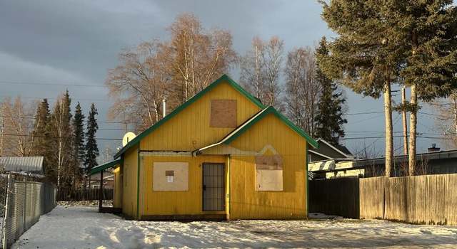 Photo of 428 N Pine St, Anchorage, AK 99508