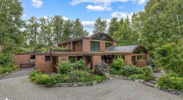 Photo of 8008 Sundi Way, Anchorage, AK 99502
