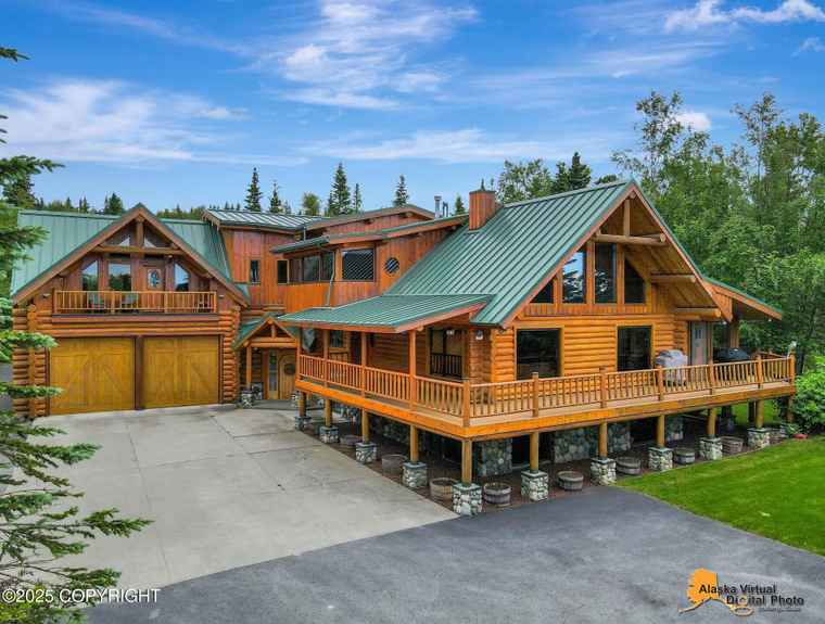Photo of 11361 Hideaway Trl Anchorage, AK 99507