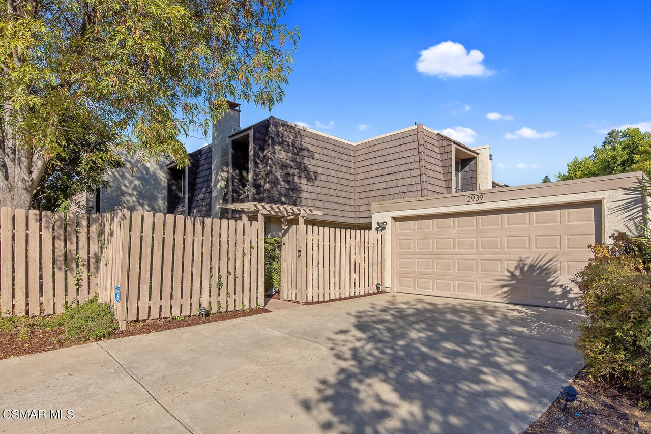 2939 Blue Spruce Cir #22, Thousand Oaks, CA 91360 | Redfin