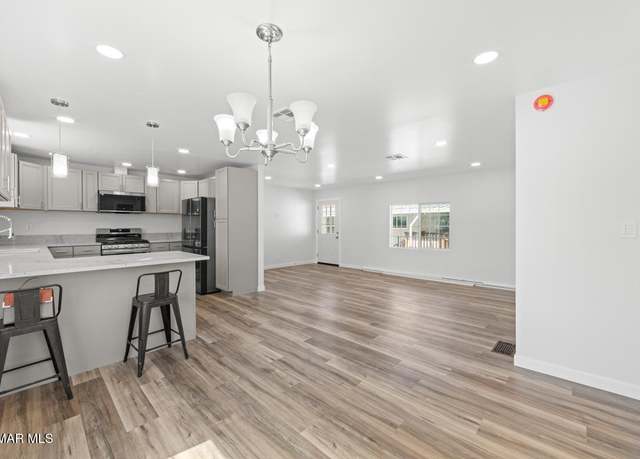 Property at 15750 Arroyo Dr #95, Moorpark, CA 93021, 3 beds, 2 baths