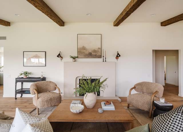 Property at 1207 Westridge Dr, Ventura, CA 93003, 3 beds, 3.5 baths