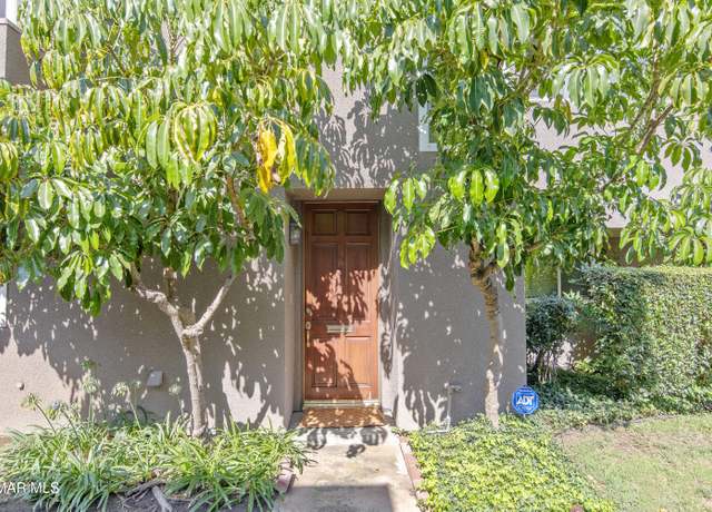 Property at 18134 Killion St #2, Tarzana, CA 91356, 3 beds, 2 baths