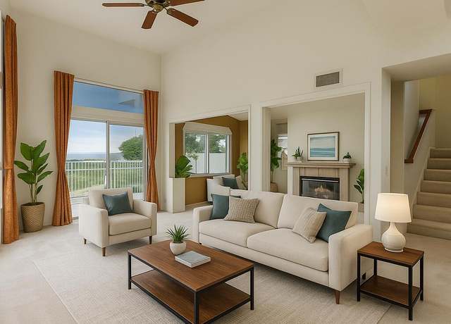 Property at 815 Vista Arriago, Camarillo, CA 93012, 2 beds, 2.5 baths