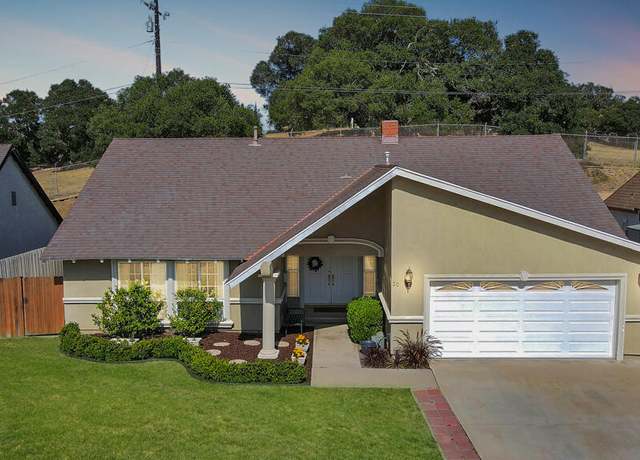 Property at 30 S Ellis Pl, Newbury Park, CA 91320, 3 beds, 2 baths