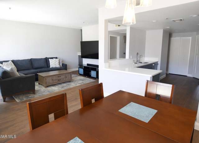 Property at 5350 White Oak Ave #105, Encino, CA 91316, 2 beds, 2.5 baths