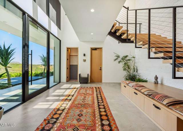 Property at 33433 Decker School Rd, Malibu, CA 90265, 5 beds, 4.5 baths