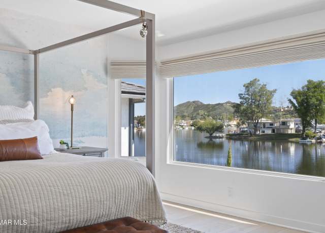 Property at 2283 Westshore Ln, Westlake Village, CA 91361, 2 beds, 2.5 baths
