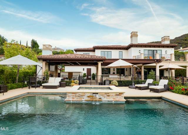 Property at 61 Williamsburg Way, Thousand Oaks, CA 91361, 5 beds, 5.5 baths