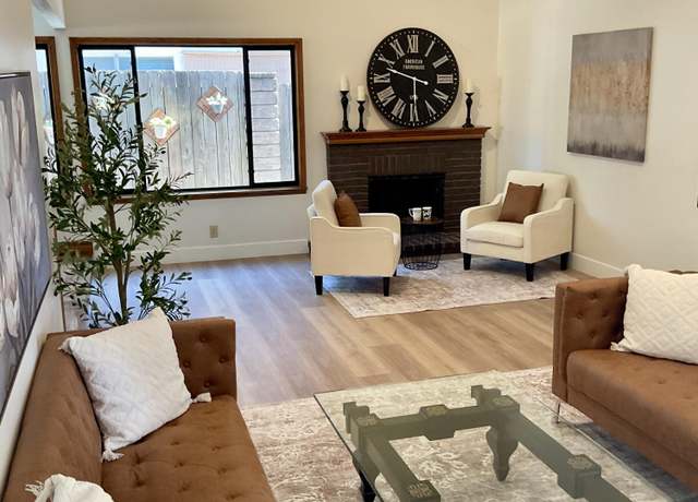 Property at 2455 Castlemont Ct, Simi Valley, CA 93063, 5 beds, 2 baths