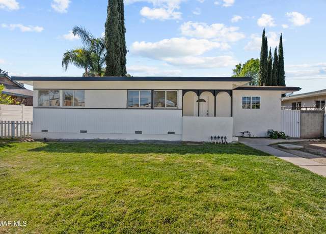 Property at 19126 Victory Blvd, Tarzana, CA 91335, 4 beds, 3.5 baths