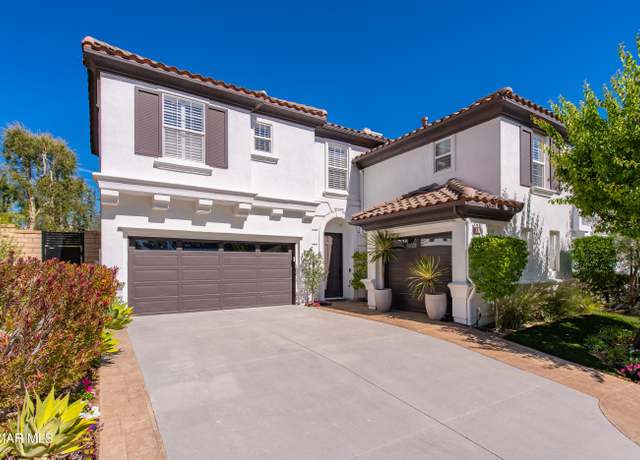 Property at 976 Blackbourne Pt, Oak Park, CA 91377, 4 beds, 4.5 baths